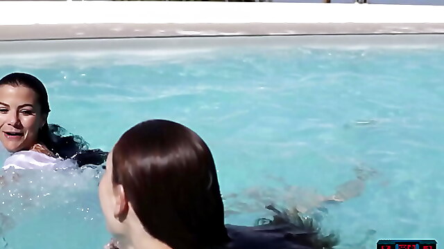 Time stop at the salon HD video
